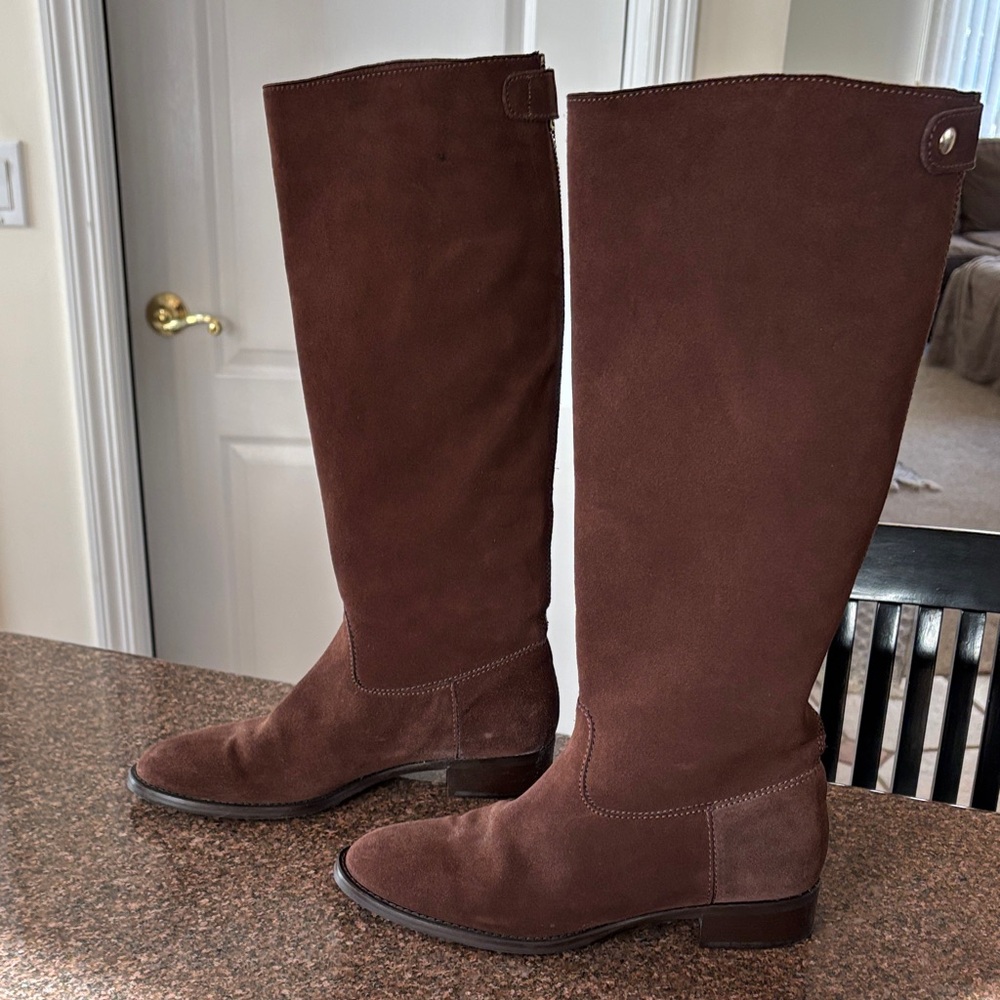 J. Crew Dark Ladies Brown Suede Back Zipper low heel boots-7.5-EUC